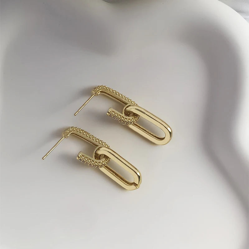 Treasure's Zirconia Chain Earrings