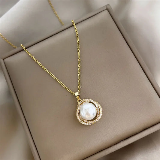 Treasure's Imitation Pearl Necklace
