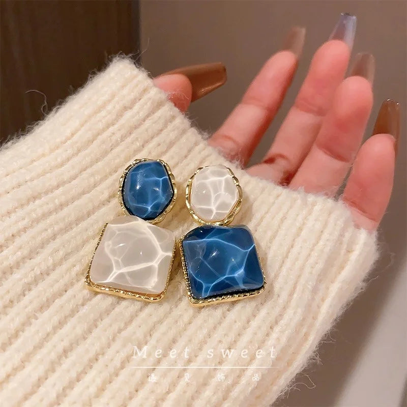 Treasure's Resin Geometric Earrings